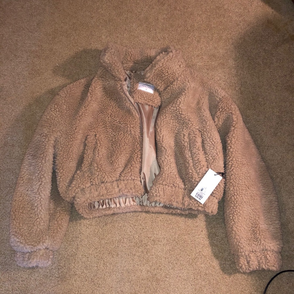 Cropped Sherpa Jacket - Taupe